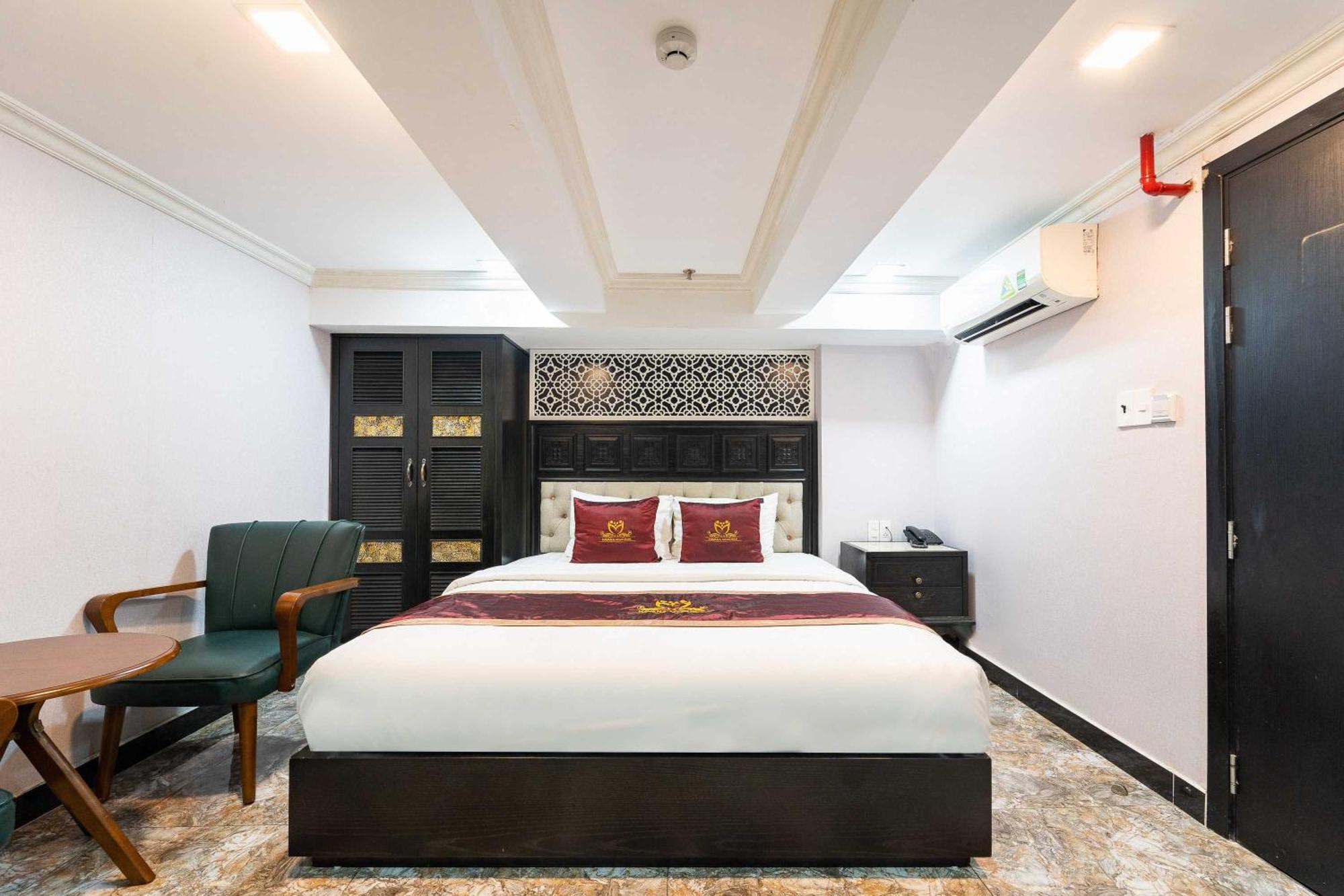 Collection O Havana Airport Hotel Ho Chi Minh City Exterior photo
