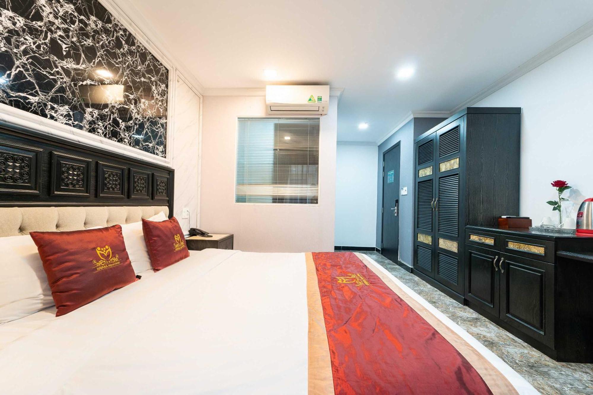 Collection O Havana Airport Hotel Ho Chi Minh City Exterior photo